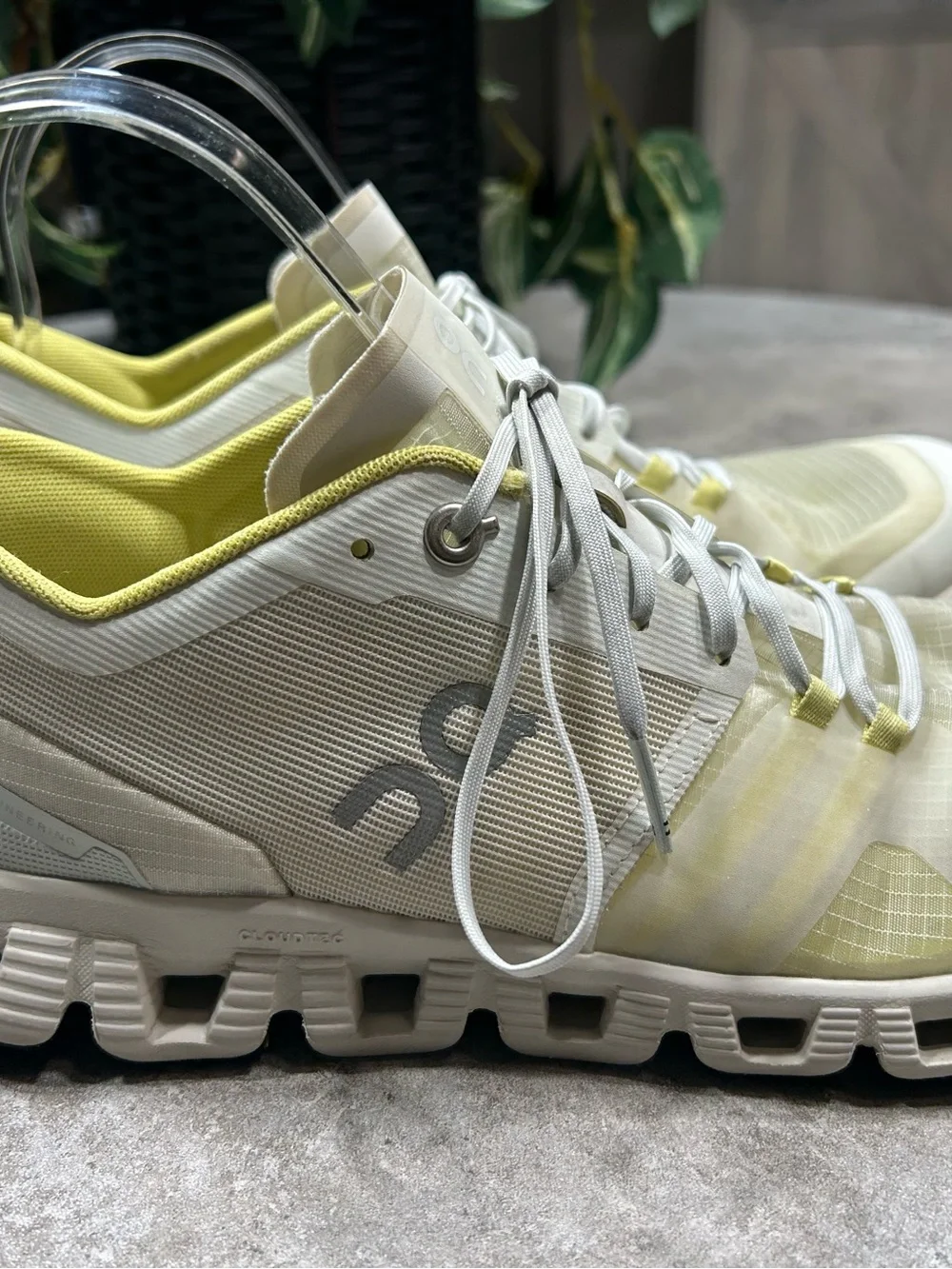 On Running Running Cloudnova Womens Size  8 Running Shoes - White & Lemon